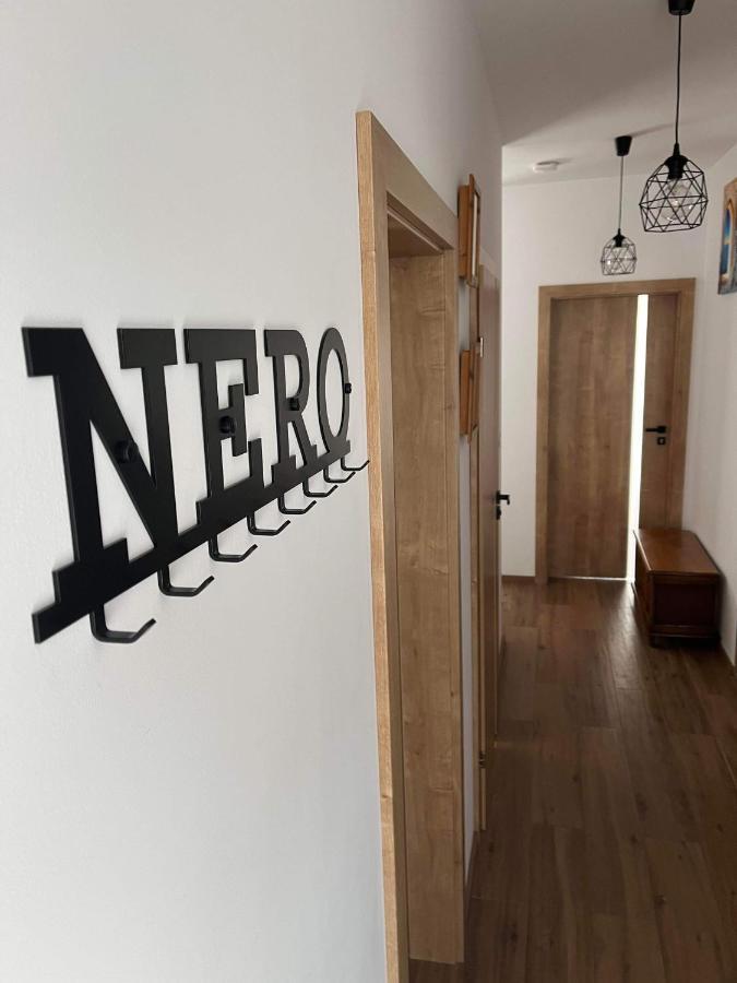 Luxoro Park Apartament Nero อุสตกา ภายนอก รูปภาพ